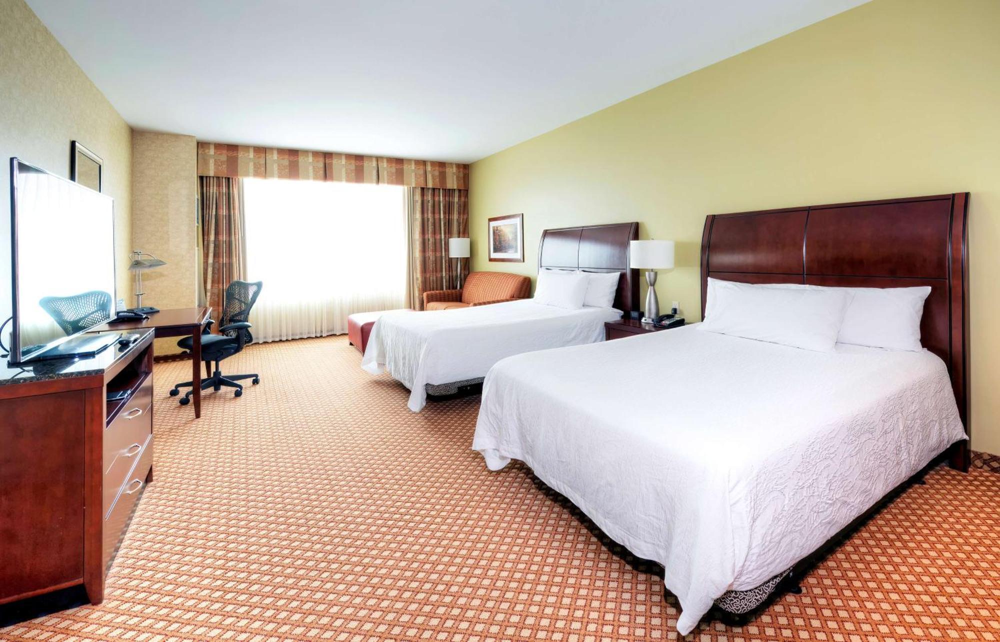 Hilton Garden Inn Ottawa Airport Экстерьер фото