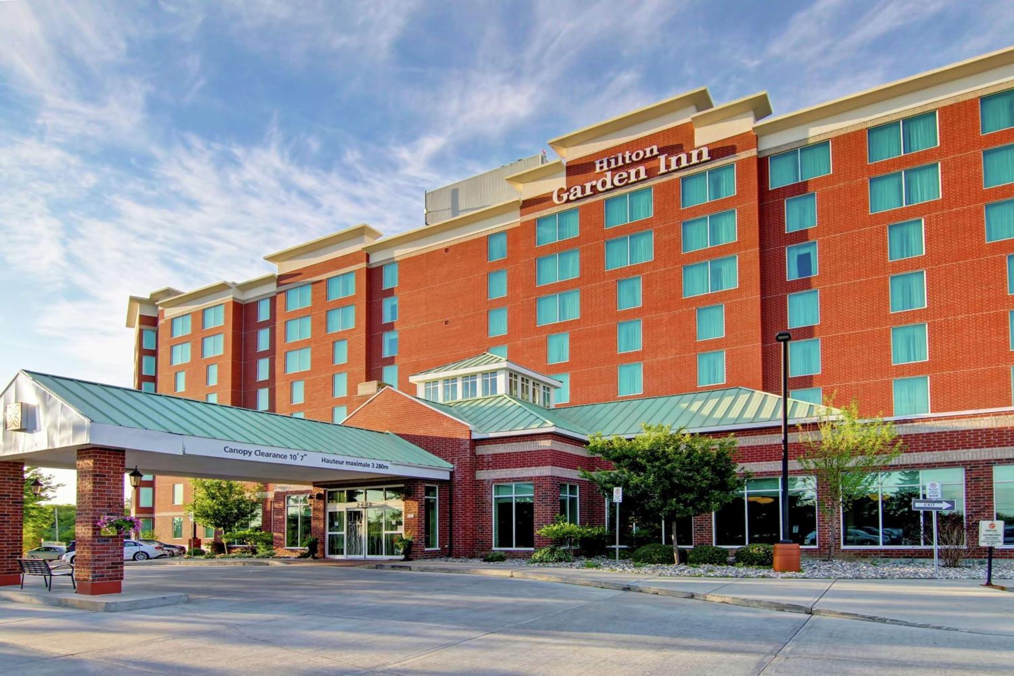 Hilton Garden Inn Ottawa Airport Экстерьер фото